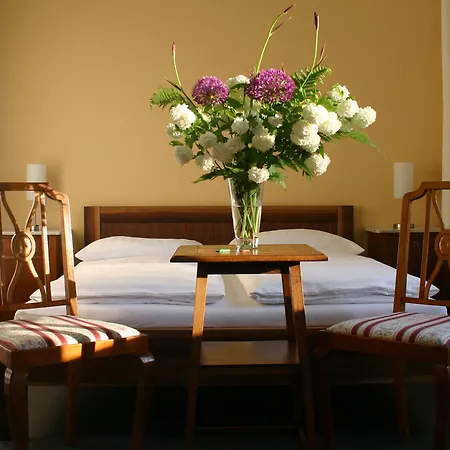 Therese-malten-villa