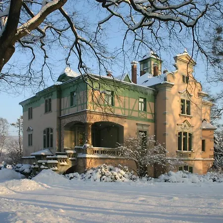 Therese-malten-villa 3*